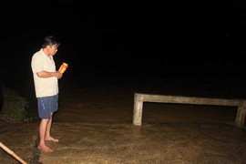 4 cha con rơi giữa dòng nước xoáy, 1 người chết