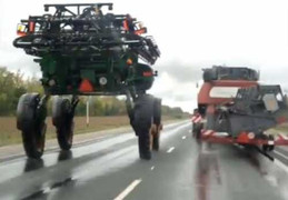 Cỗ xe của 'người ngoài hành tinh' xuất hiện ở Nga