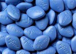 Uống Viagra, chú rể chết trong đêm động phòng