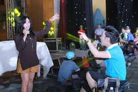 Thanh Lam trẻ trung đi tập luyện cho liveshow Quang Hà