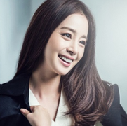 Mỹ nhân xứ Hàn Kim Tae Hee đẹp rạng rỡ không tỳ vết