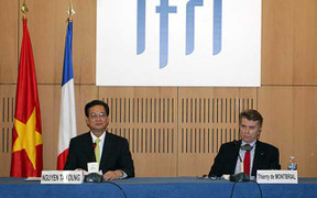 Bài phát biểu của Thủ tướng ở Pháp gây ấn tượng mạnh