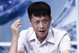 Lê Hoàng bình luận gì về 'trai đẹp bị trục xuất'?