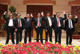 Dòng họ giáo sư mê bóng đá nhất Việt Nam