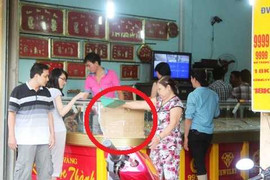 Ngang nhiên cướp tiệm vàng giữa Sài Gòn