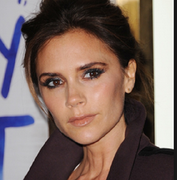 Victoria Beckham là thần tượng số 1 của các bà mẹ Anh