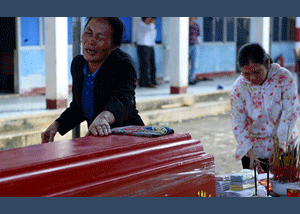 Bão số 10 làm ít nhất 34 người thương vong