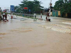 Đường sắt ngập sâu, tàu Bắc - Nam tê liệt