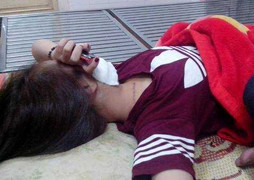 Phút sinh tử của thôn nữ bị hai nữ quái truy sát