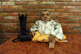 Gặp người đàn ông cao 40 cm