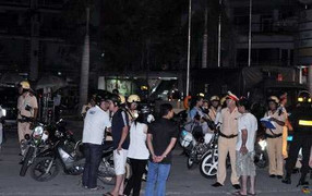 Thực hư chuyện CSGT ‘rình’ quán nhậu bắt người vi phạm