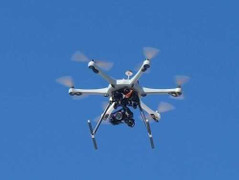 Máy bay 6 cánh quạt không người lái TQ biết ném bom?