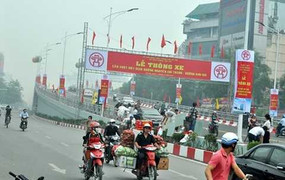 Ảnh: Thông xe cầu vượt dầm thép lớn nhất Việt Nam