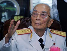 'Tin Đại tướng mất như sét đánh ngang tai'