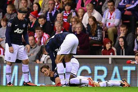 'Giggs mới' tỏa sáng, MU nhọc nhằn giành 3 điểm