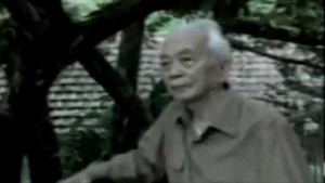 Video: Đại tướng Võ Nguyên Giáp chèo thuyền trên sông