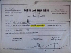 Choáng với việc thu học phí kiểu 'cầm đồ'