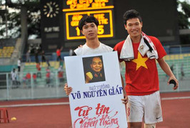 Nóng 24h: U19 Việt Nam kính dâng chiến thắng lên Đại tướng Võ Nguyên Giáp