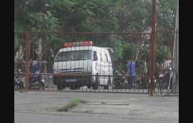 Người ngoại quốc chết lõa thể trong chung cư