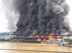 Clip: Cháy chợ kinh hoàng ở Tiền Giang