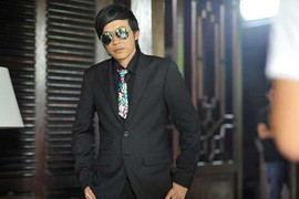 Hài hước xem Hoài Linh đóng vai 'thanh niên nghiêm túc'