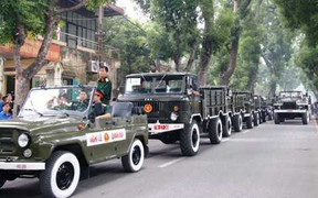 Xe quân đội diễn tập trước Lễ Quốc tang Đại tướng