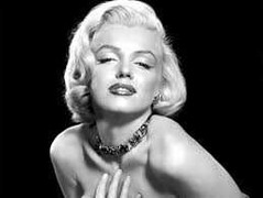 Lộ bằng chứng Marilyn Monroe từng 'dao kéo'