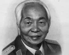 Chàng sinh viên vẽ hình Đại tướng y như thật