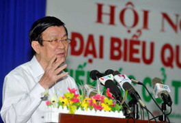 Cần khen thưởng người phát hiện vụ sếp lương 'khủng'