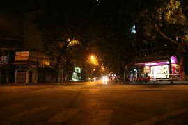 Để tang Đại tướng, Hà Nội đêm qua u tịch lạ thường