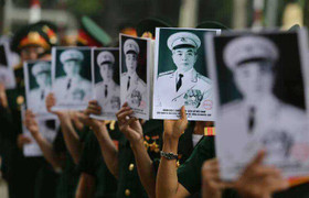 15h ngày 12/10, nhân dân được viếng Đại tướng tại Nhà tang lễ