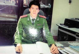 'Công an' bảnh chọe lừa tình nữ giảng viên