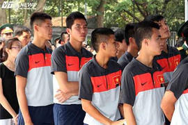 Nóng 24h: U19 Việt Nam rưng rưng viếng Đại tướng Võ Nguyên Giáp