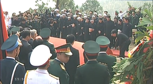 Truyền hình trực tiếp Lễ an táng Đại tướng tại Vũng Chùa