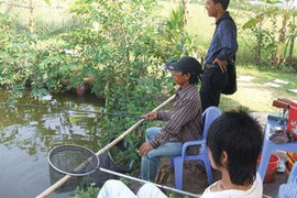Chiêu trò 'móc túi' của 'ôsin' cần thủ