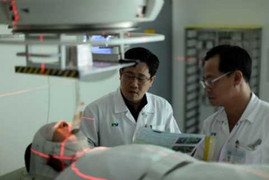 Người bệnh dễ mắc ung thư nào?