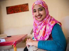 Thận em bé 'sống' trong cô gái 22 tuổi