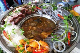 Hóa chất sôi trong nồi lẩu của dân nhậu Sài Gòn