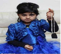 Giáo viên thu vòng cổ, phụ huynh cấm con đi học