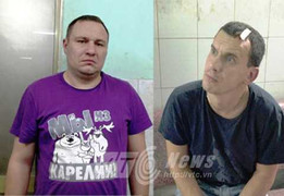 Bắt 2 người Nga dùng thẻ ATM giả rút trộm tiền ngân hàng