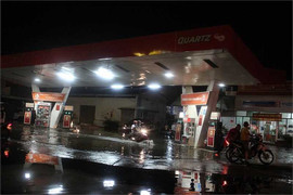 Hình ảnh: Triều cường vượt đỉnh lịch sử tại TP.HCM