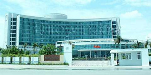 Cửa kính tấm lớn: An toàn cho công trình vùng bão lũ