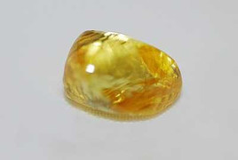 Đi chơi công viên, nữ sinh đào được kim cương