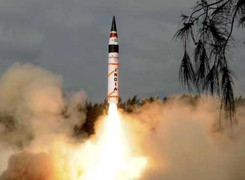 Hé mở sức mạnh tên lửa Ấn Độ