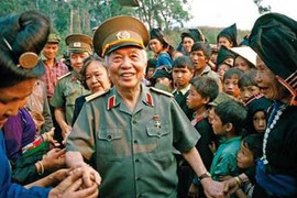 Đại tướng Võ Nguyên Giáp: Hiển thánh