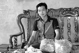 Thầy lang trẻ chữa vô sinh, con nuôi rải khắp nước