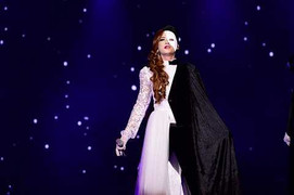 Học trò Mr Đàm gây sốc với hình ảnh 'nửa nam, nửa nữ'