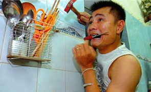 Xem Tự Long bày cách tránh 'yêu râu xanh'