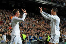 Bale gầm vang, Real đánh tennis với đối thủ