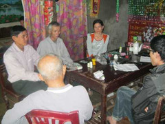 Cấp thuốc quá hạn: Giám đốc đổ lỗi cho... 'con nít'